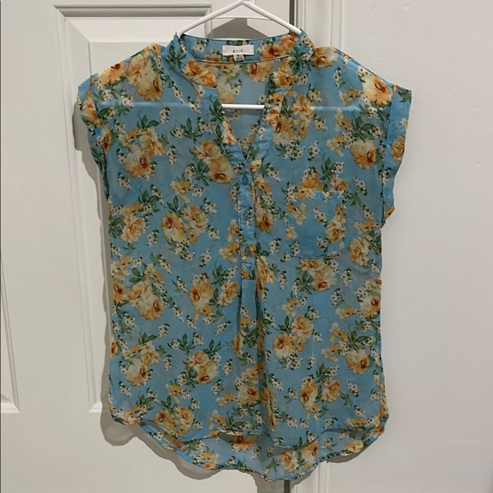 EUC Blue and Yellow Floral Semi-Sheer Button-Up Blouse w/ Pocket - Women’s Small
